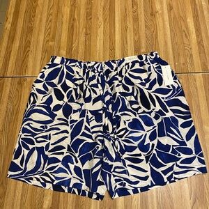 Soho Apparel Navy Leaf Pattern Women's Shorts